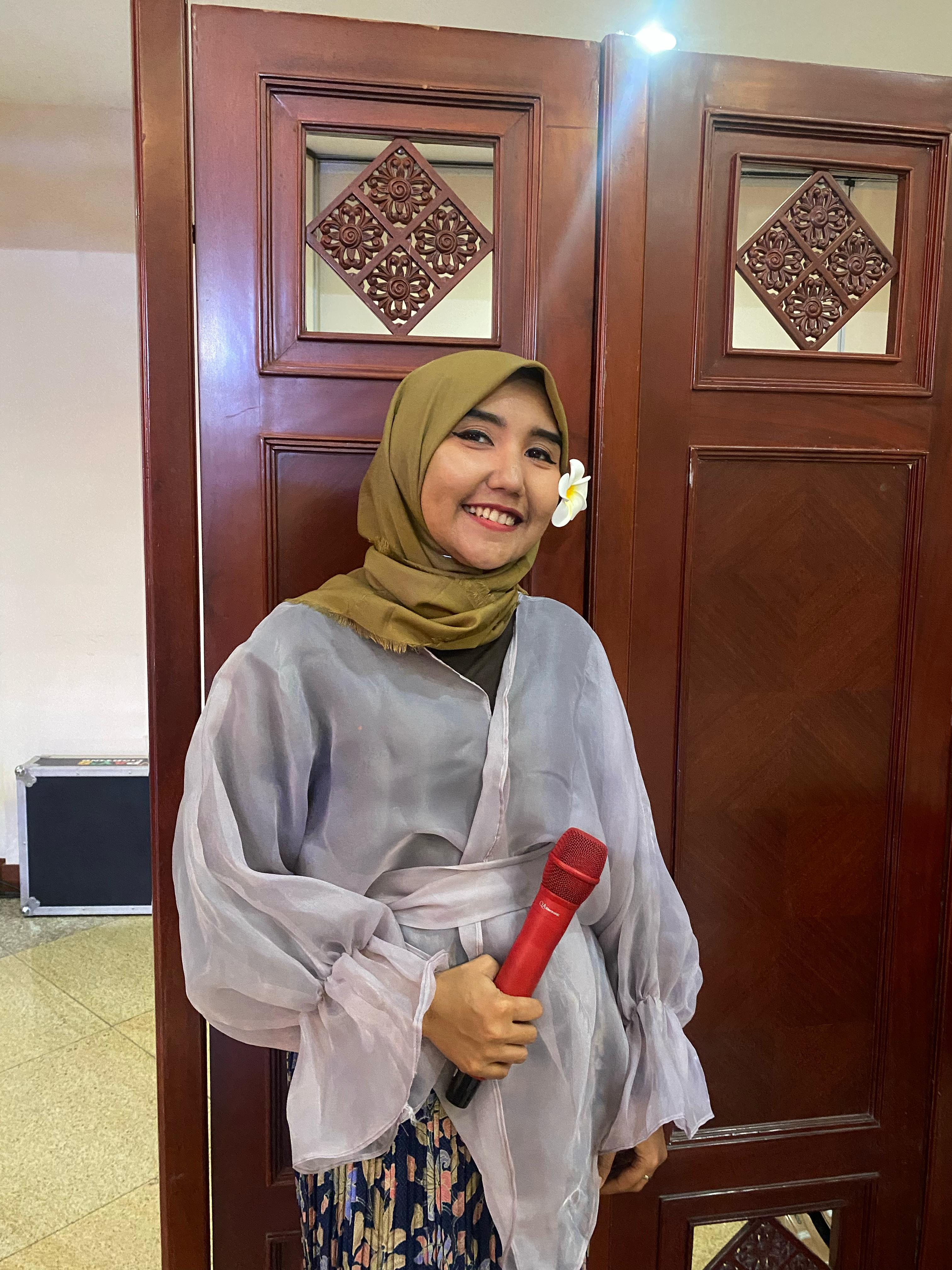 Neny Nurhasanah